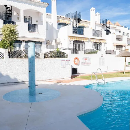1 Bedroom In Verano Azul, Free Wi-fi Apartament
