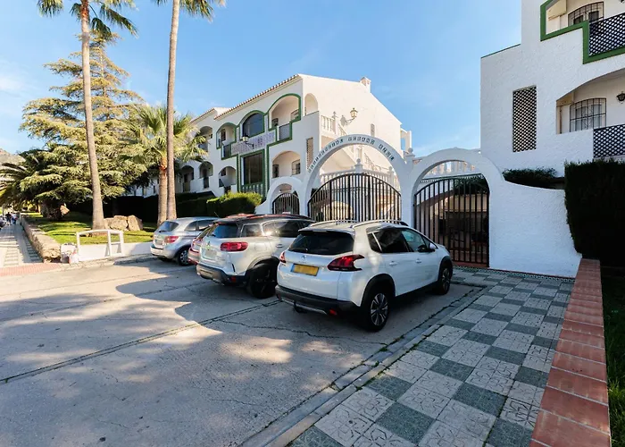 Apartment 1 Bedroom In Verano Azul, Free Wi-fi *