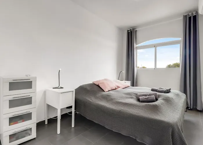 1 Bedroom In Verano Azul, Free Wi-fi