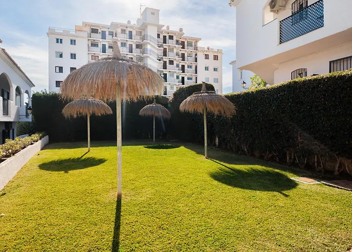 Apartment 1 Bedroom In Verano Azul, Free Wi-fi
