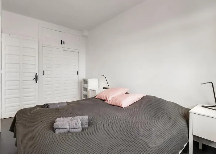 Apartamento 1 Bedroom In Verano Azul, Free Wi-fi Nerja